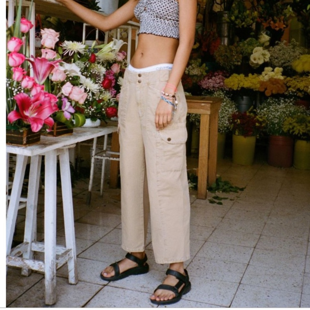 Mid Rise Cargo Pants